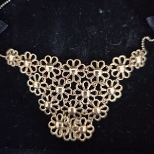Brand NEW Ross-Simons 14k  Gold Floral Filigree Necklace